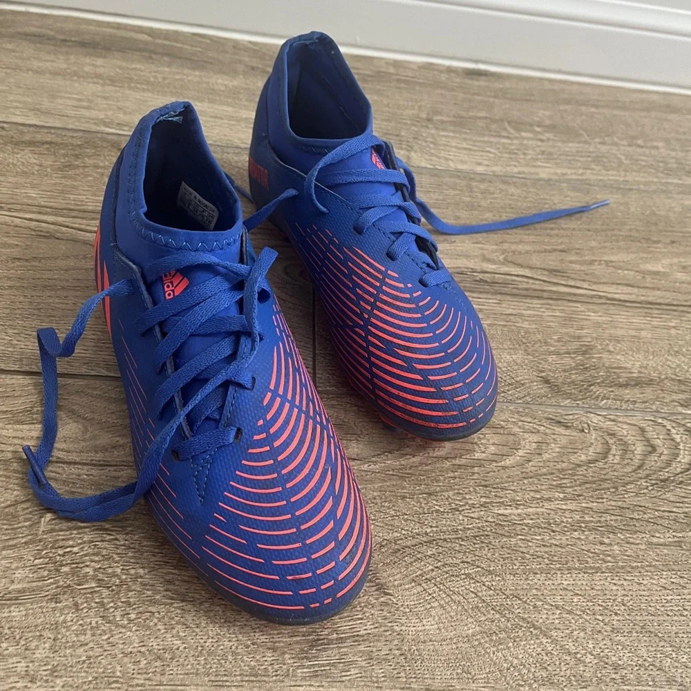 Adidas Predator Edge .4 S FxG GW2371 Kids Size 2.5 Cleats - Picture 6 of 8